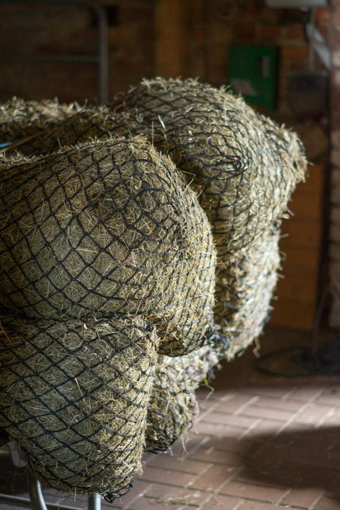 Heuballen in der Scheune